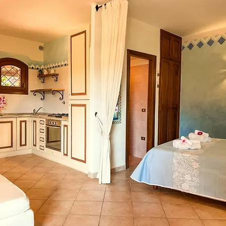 Sweet Studio With Pool Apartment